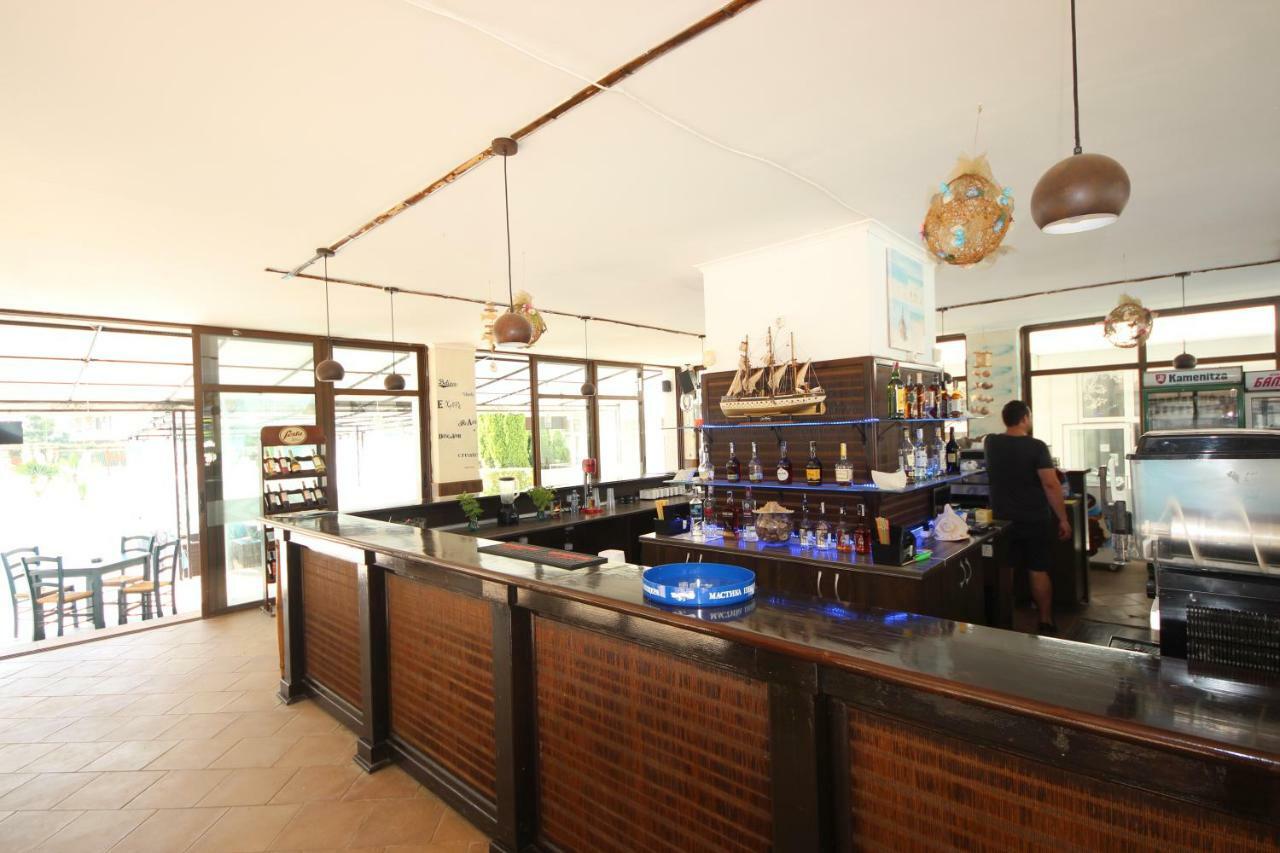 Menada Grand Kamelia Apartments 써니비치 외부 사진