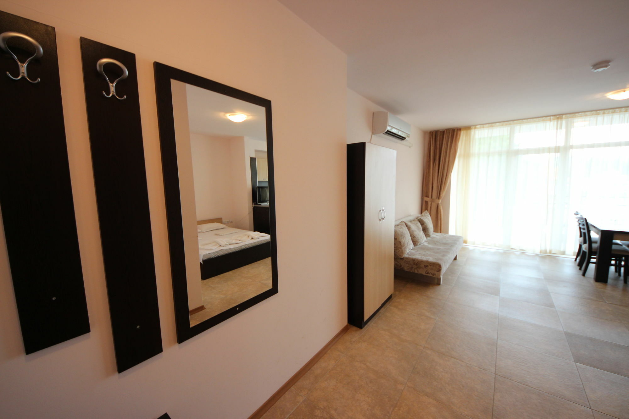 Menada Grand Kamelia Apartments 써니비치 외부 사진