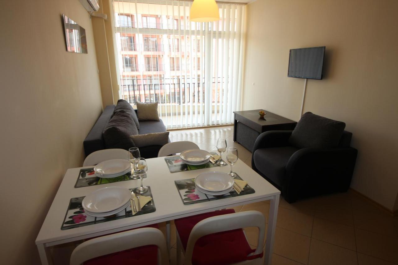 Menada Grand Kamelia Apartments 써니비치 객실 사진